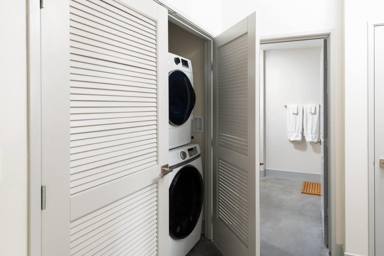 Sunny 1Br Apartment Walking Distance To Fiserv Milwaukee Exterior photo
