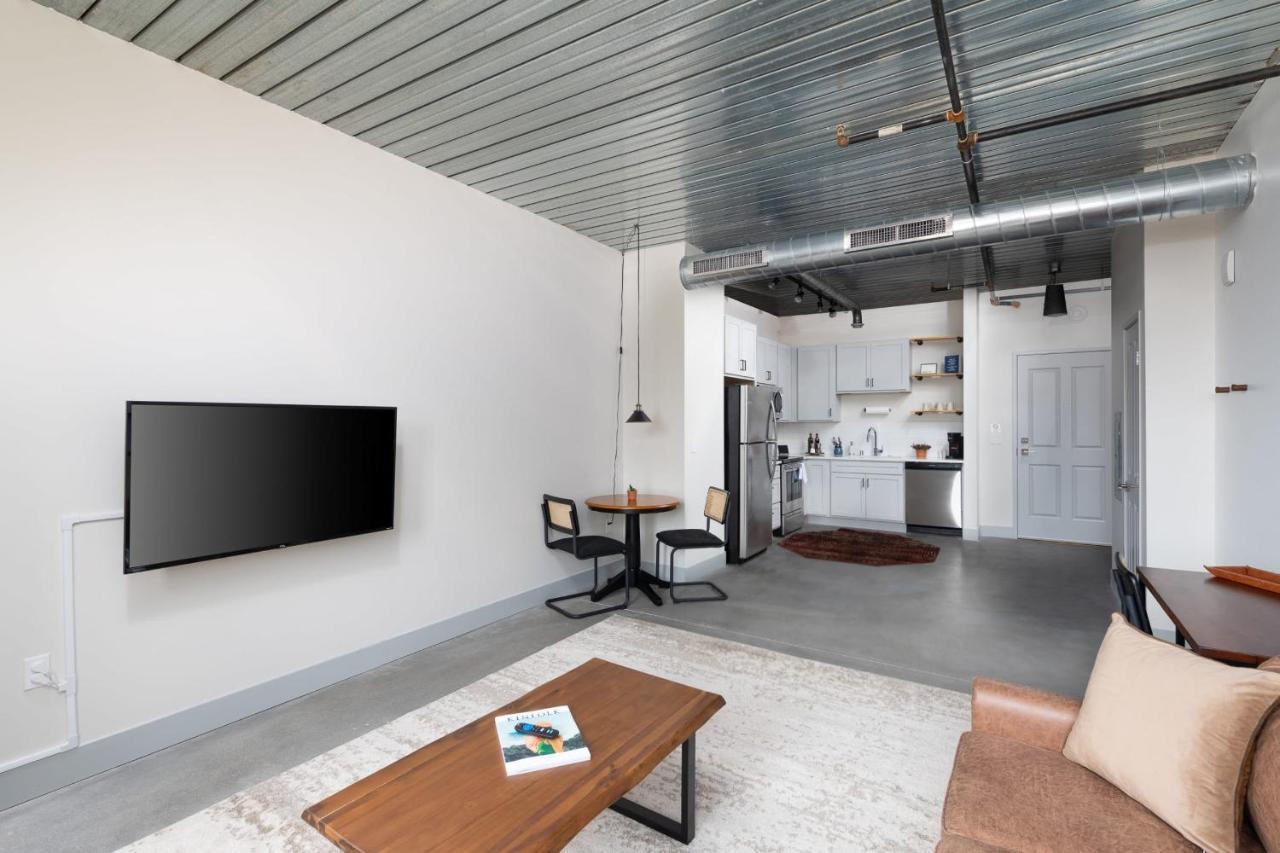 Sunny 1Br Apartment Walking Distance To Fiserv Milwaukee Exterior photo